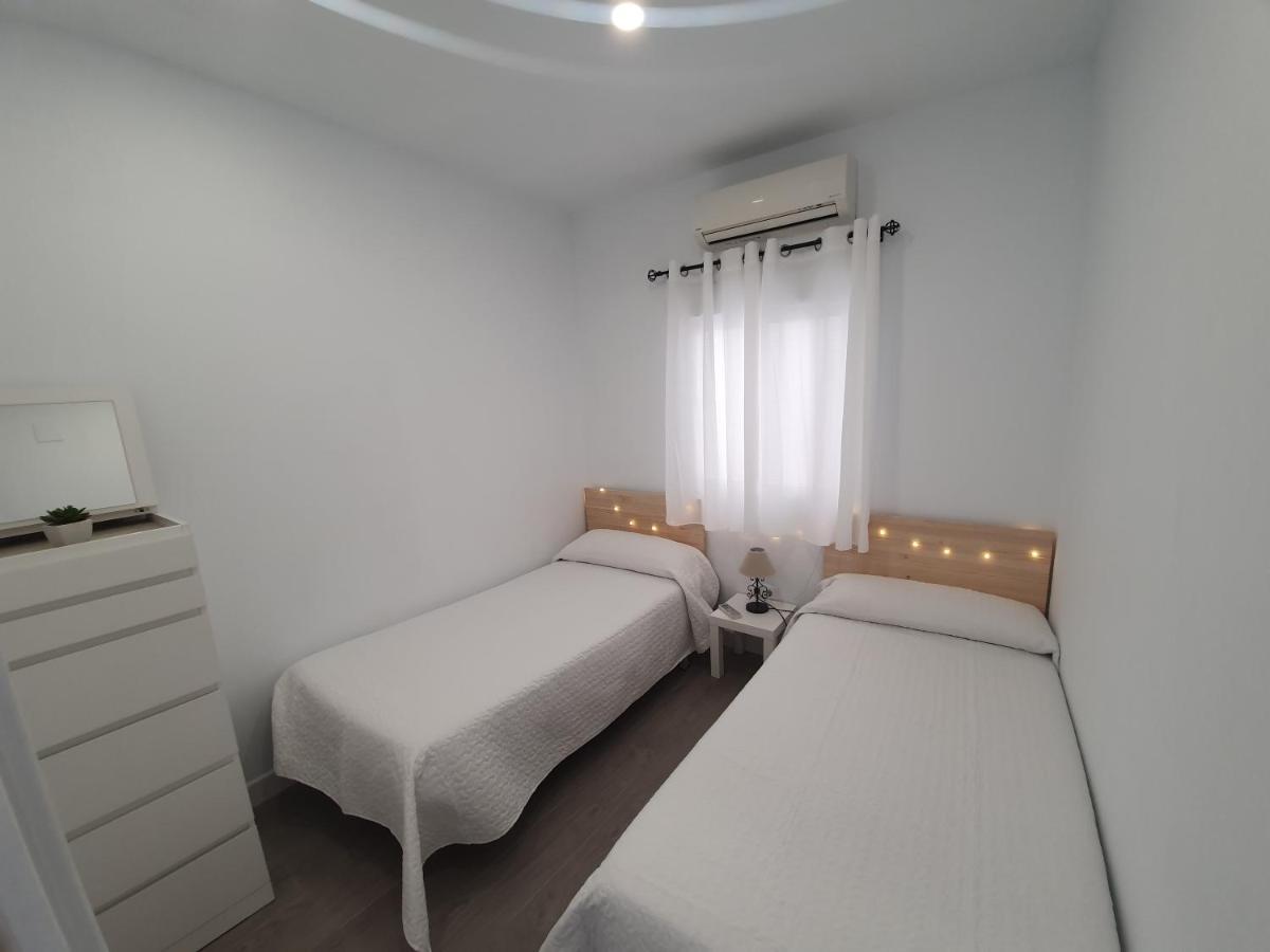 Vila Brisas Del Mar Caleta De Velez Exteriér fotografie
